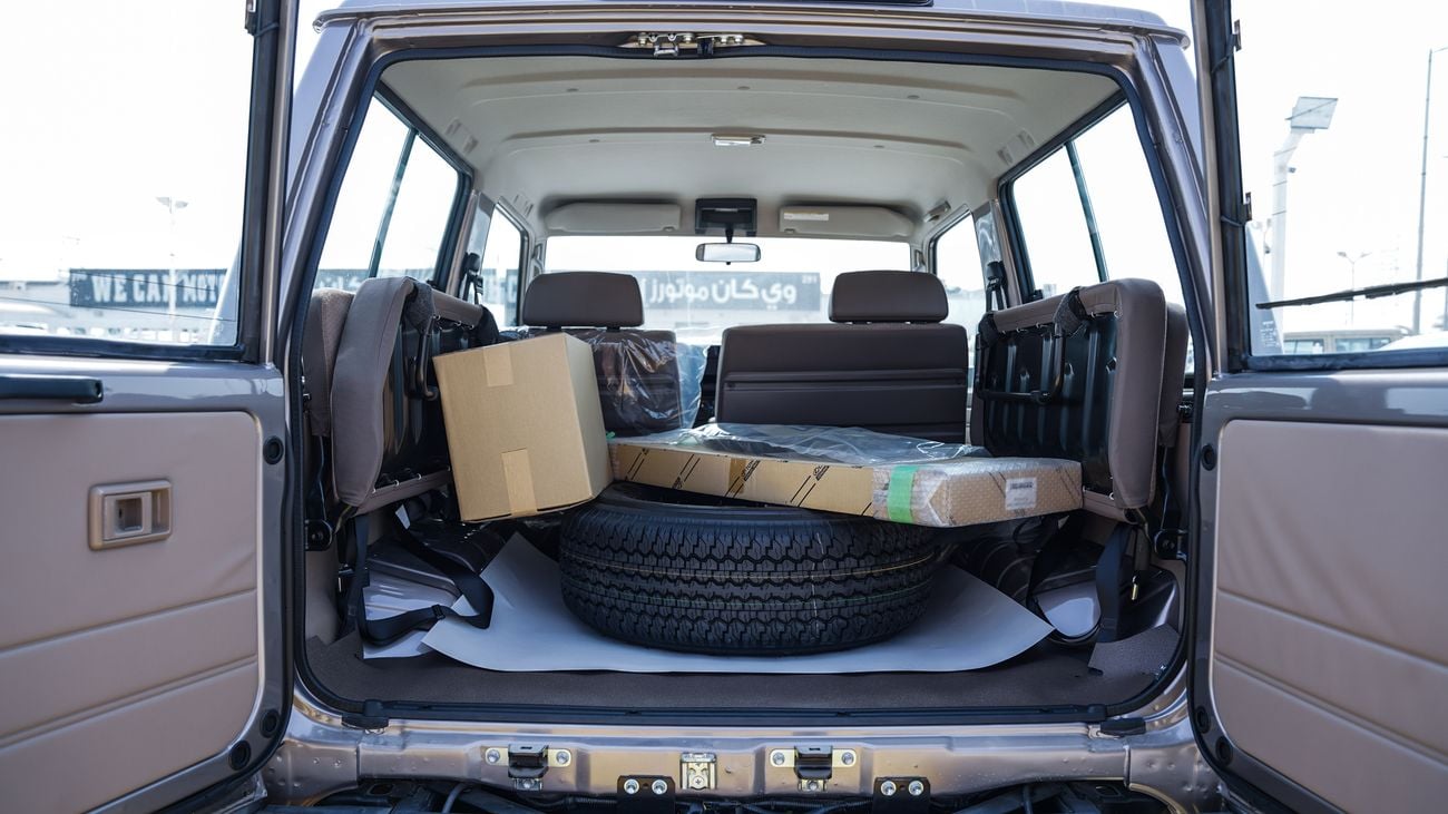 Toyota Land Cruiser 70