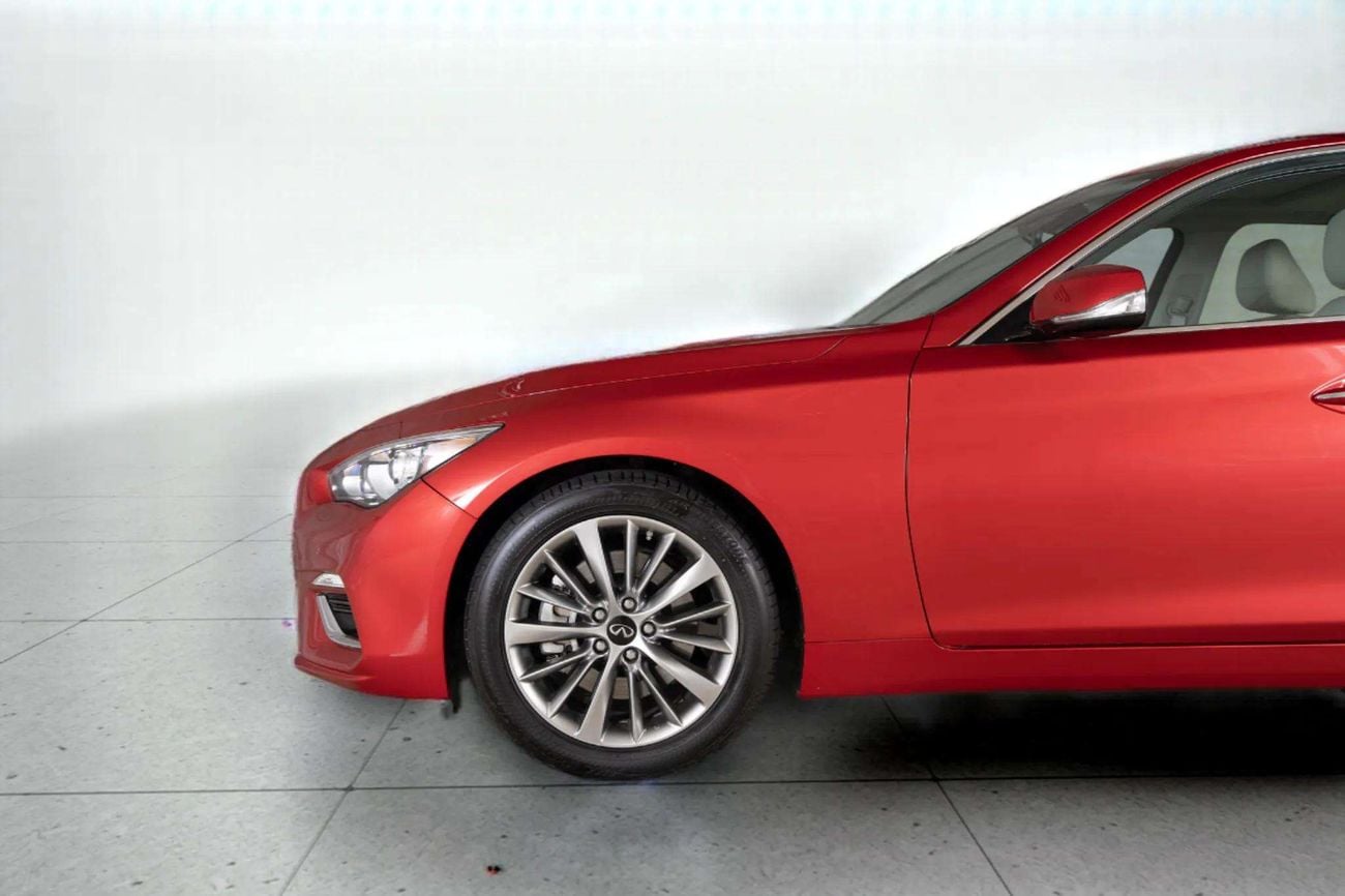 Infiniti Q50 LUXE 3.0