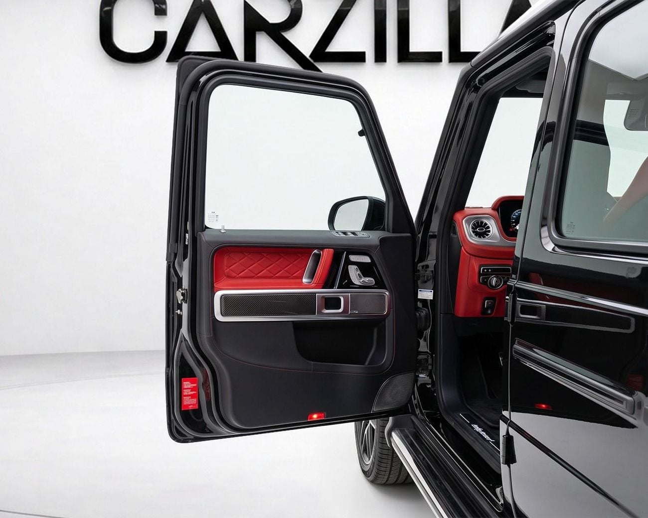 Mercedes Benz G63 AMG STANDARD l Night Package 2020 | GCC Specs | 2 Keys | AED 8,421 / Monthly