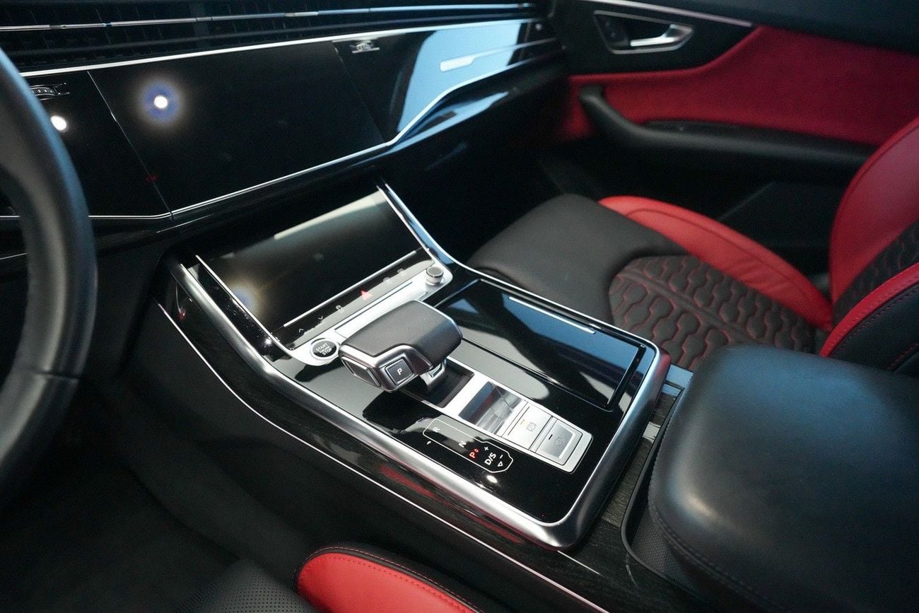 Audi Q8 55 TFSI S-LINE LUXURY