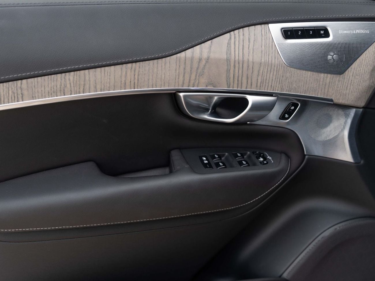 Volvo XC90 B6 Ultimate Bright Volvo XC90 B6 2024 GCC specs