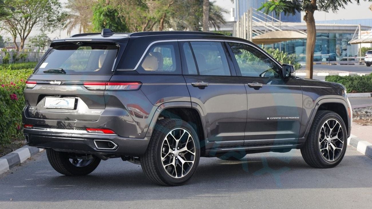 Jeep Grand Cherokee SUMMIT LUXURY 4X4 2025 GCC With 5 Years Or 100K Warranty & 5 Years Service @Official Dea