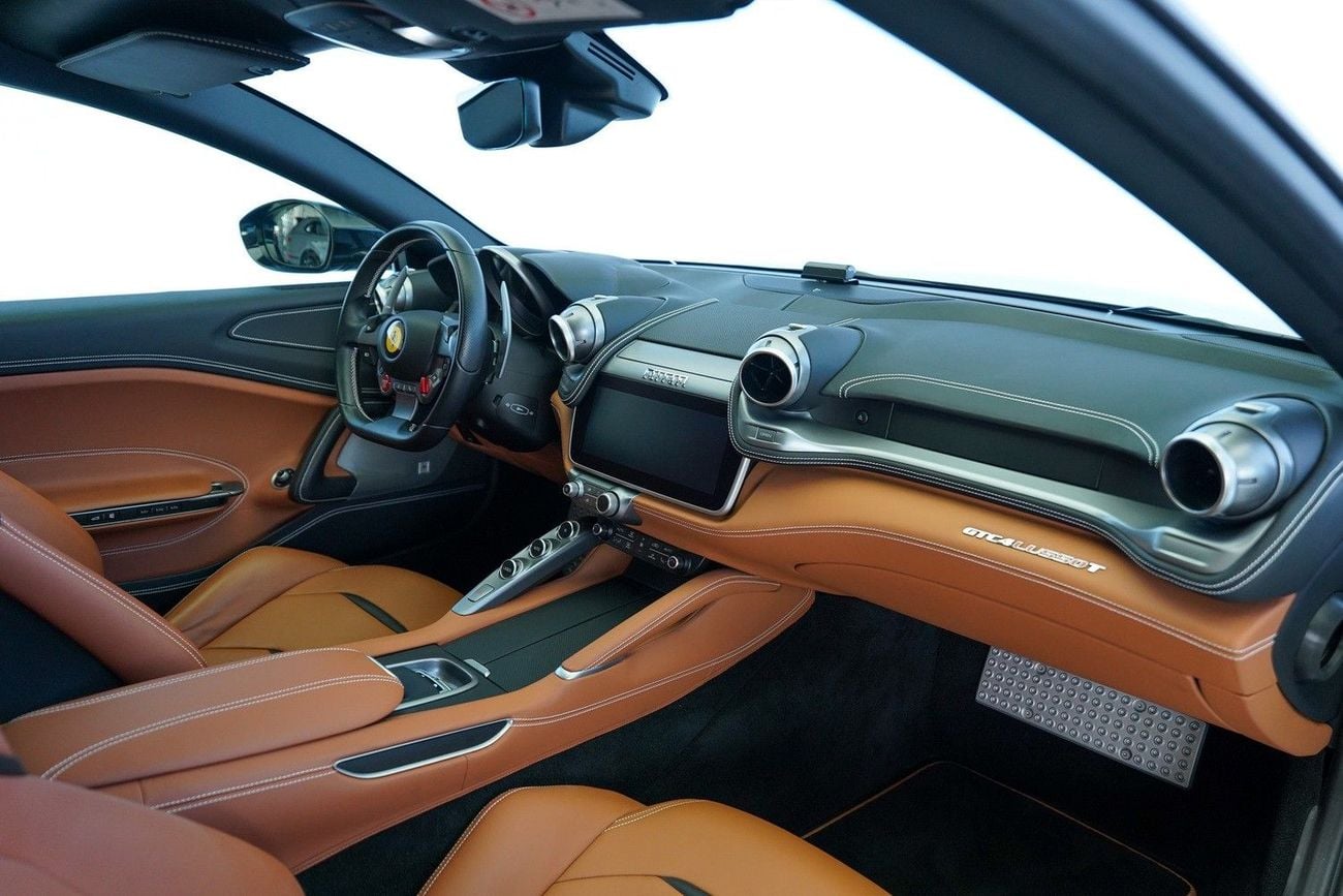 فيراري جي تي سي 4 لوسو LUSSO T