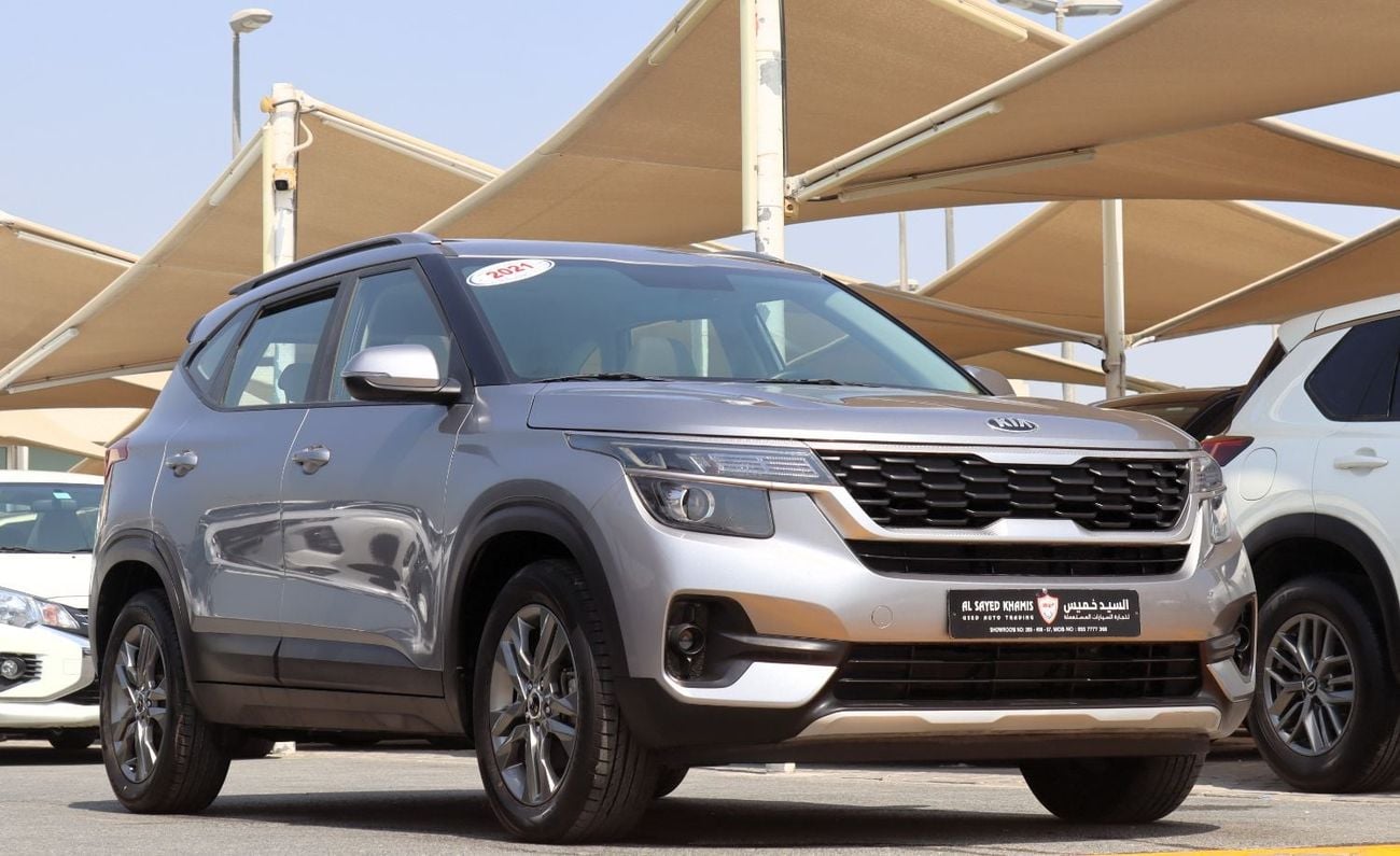 Kia Seltos EX ACCIDENTS FREE - GCC - ORIGINAL PAINT - SUNROOF - ENGINE 1600 CC - PERFECT CONDITION INSIDE OUT