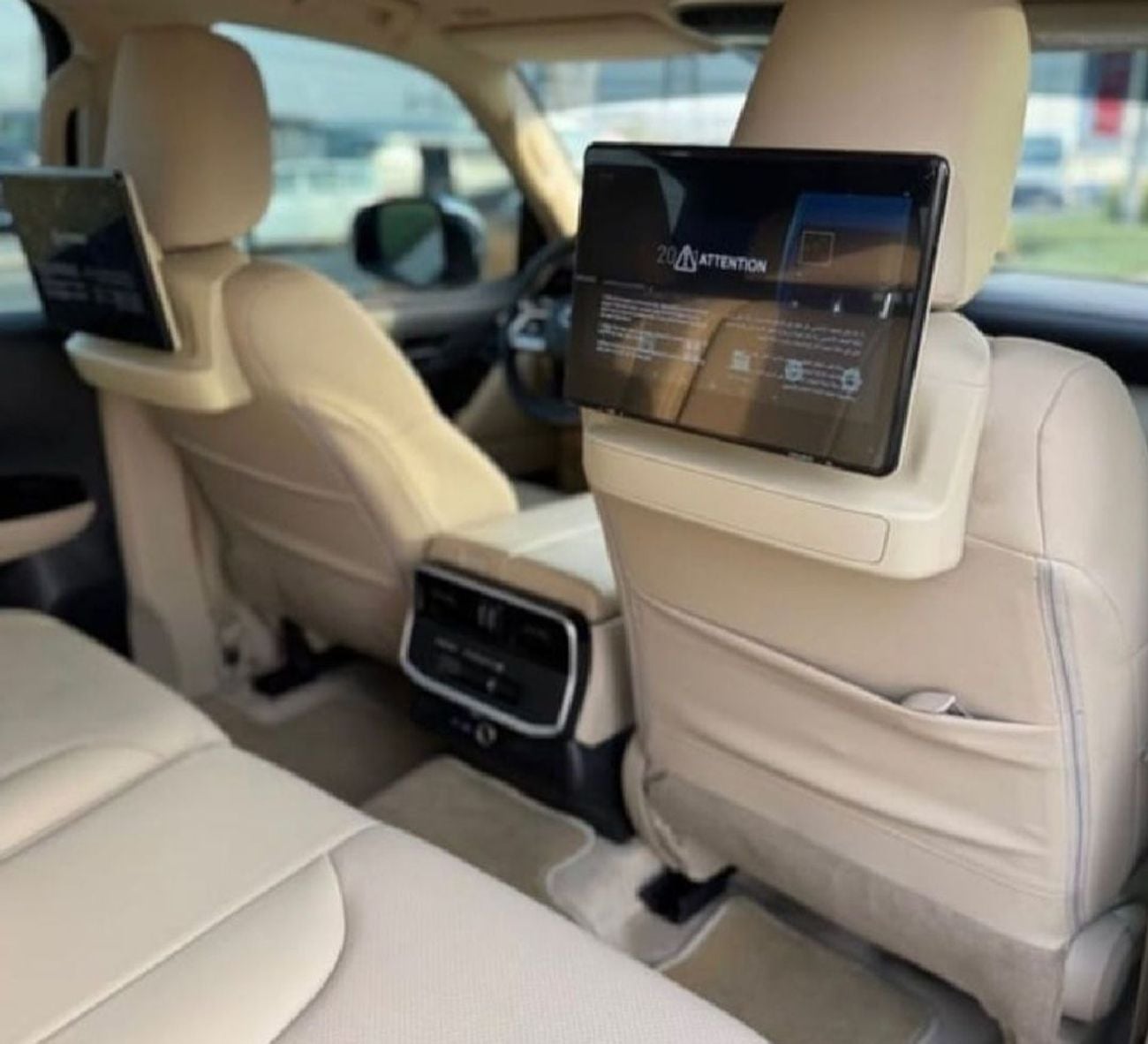 Toyota Land Cruiser GXR 2024Model 4.0L v6 petrol Engine Colour Black push start Transmission Automatic Interior.Begie leathe