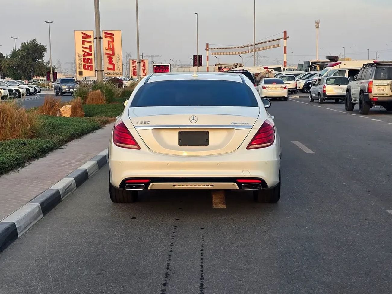 Mercedes Benz S550 S 550 15000KM Beige Interior