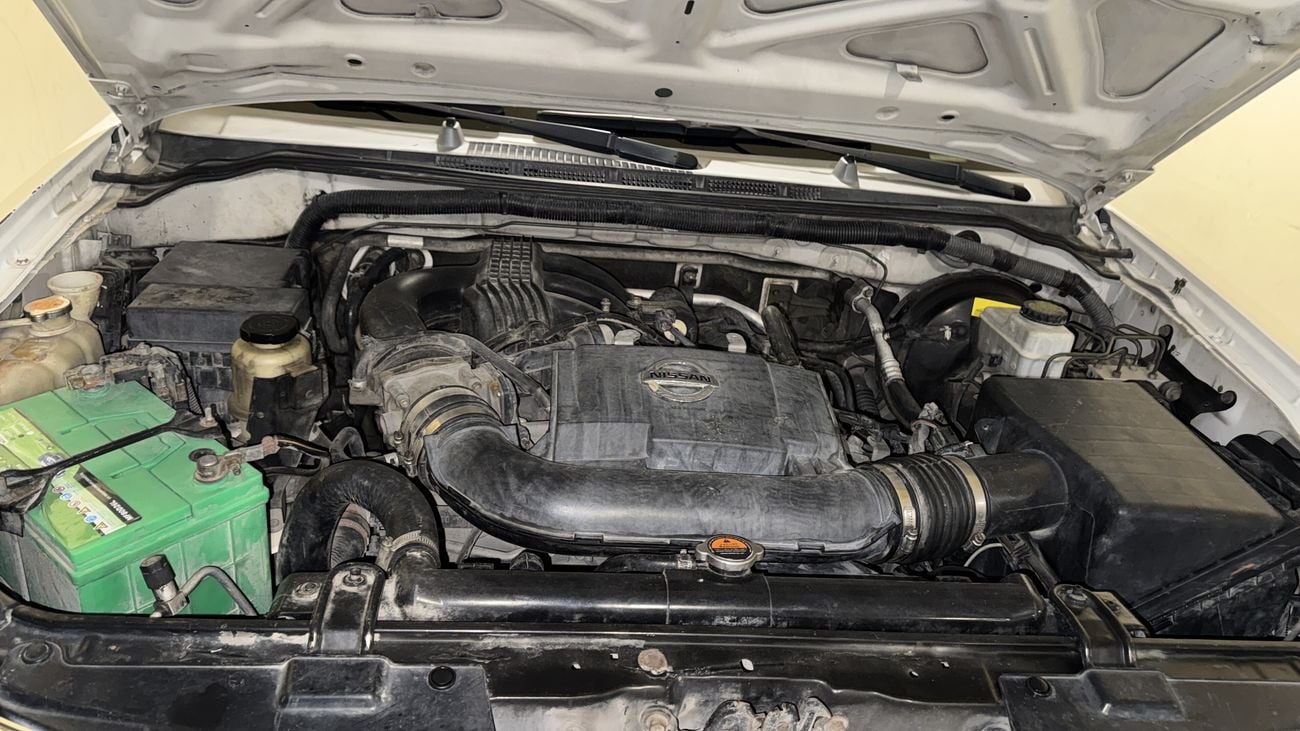 Nissan Pathfinder SE T2