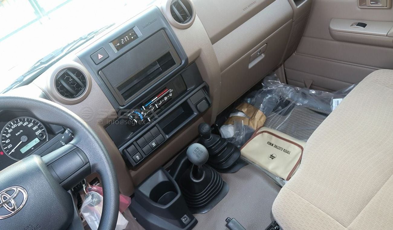 تويوتا لاند كروزر 70 Hardtop LC71 . 4.0L . Petrol . 4WD . 5-Speed Manual . 7 Serats . 3 Doors 2026 Model | For Export