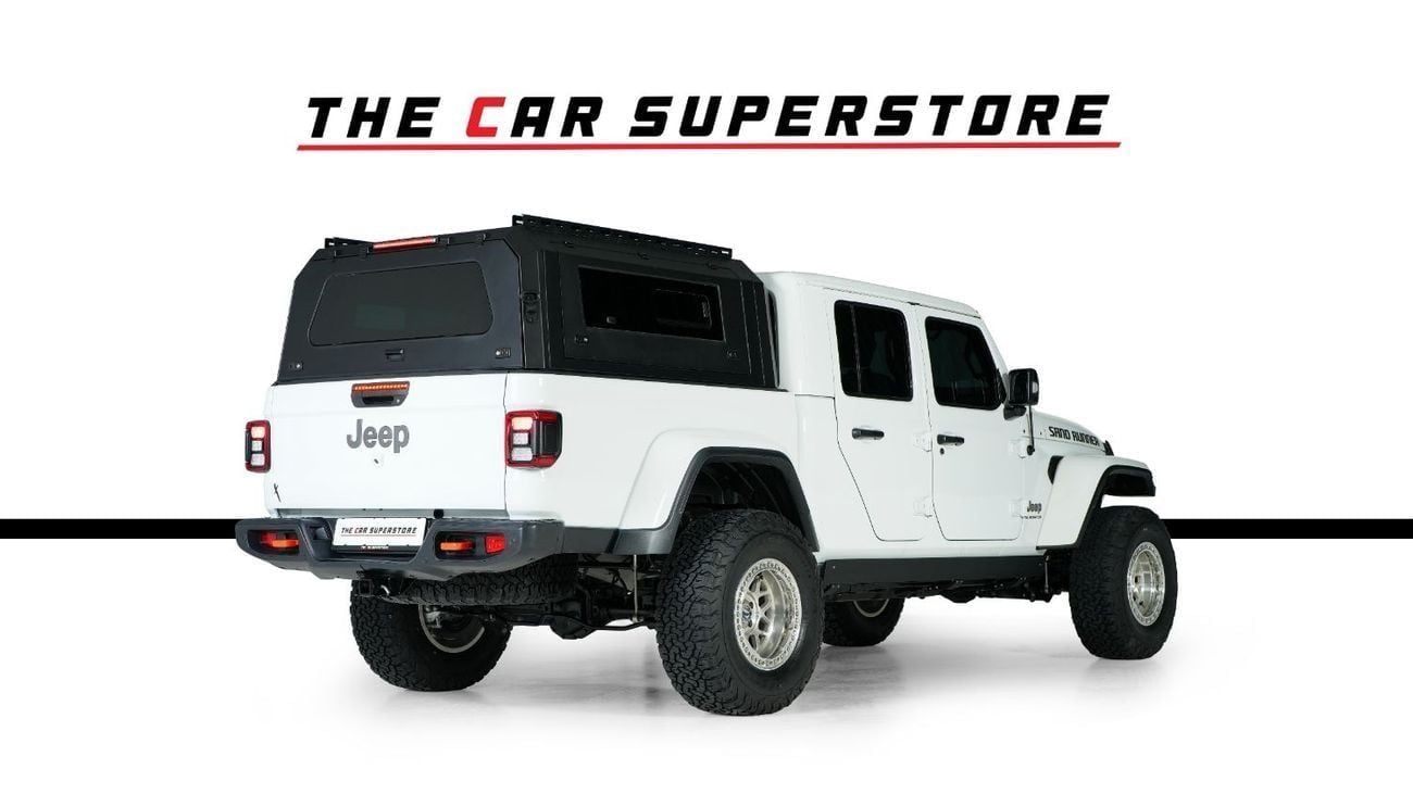 جيب جلادياتور SAND RUNNER Gladiator Sand Runner-GCC-Full Upgrades-KMC Rims-Rear Canopy-Differential Lock