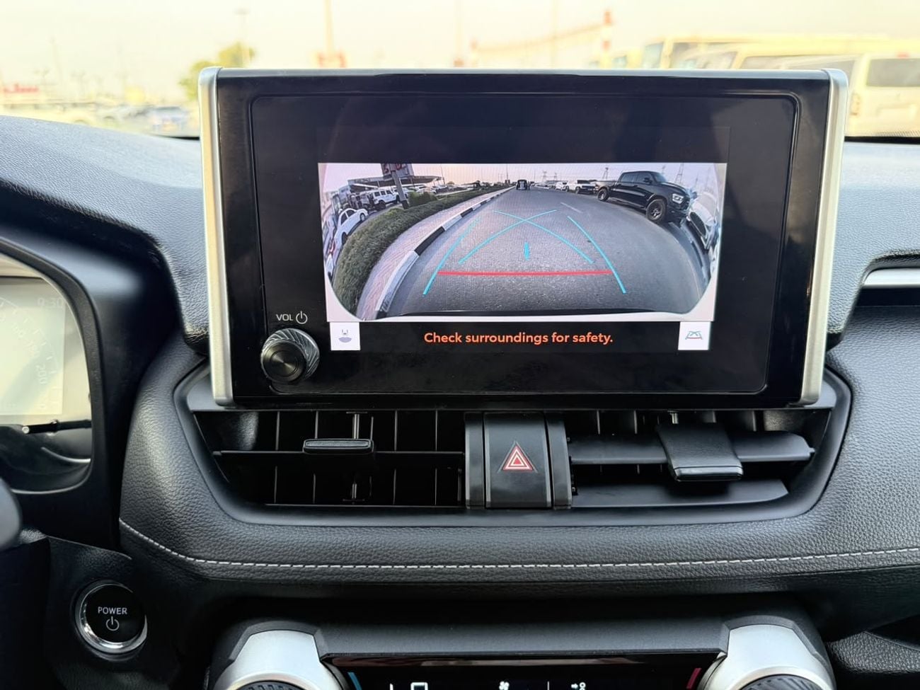 Toyota RAV4 XLE HEV Hybrid XLE Full option