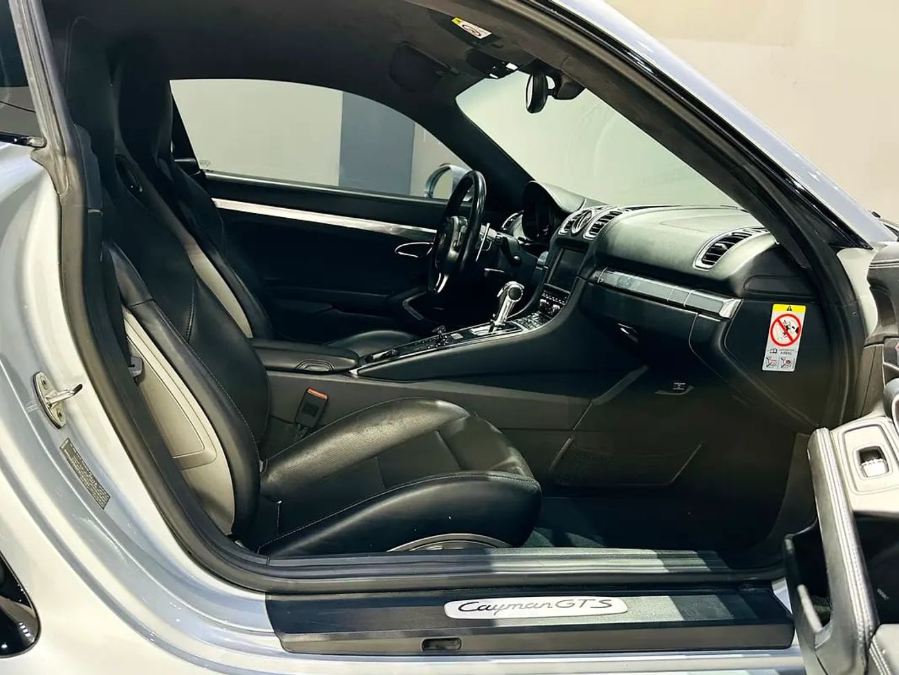 Porsche Cayman GTS