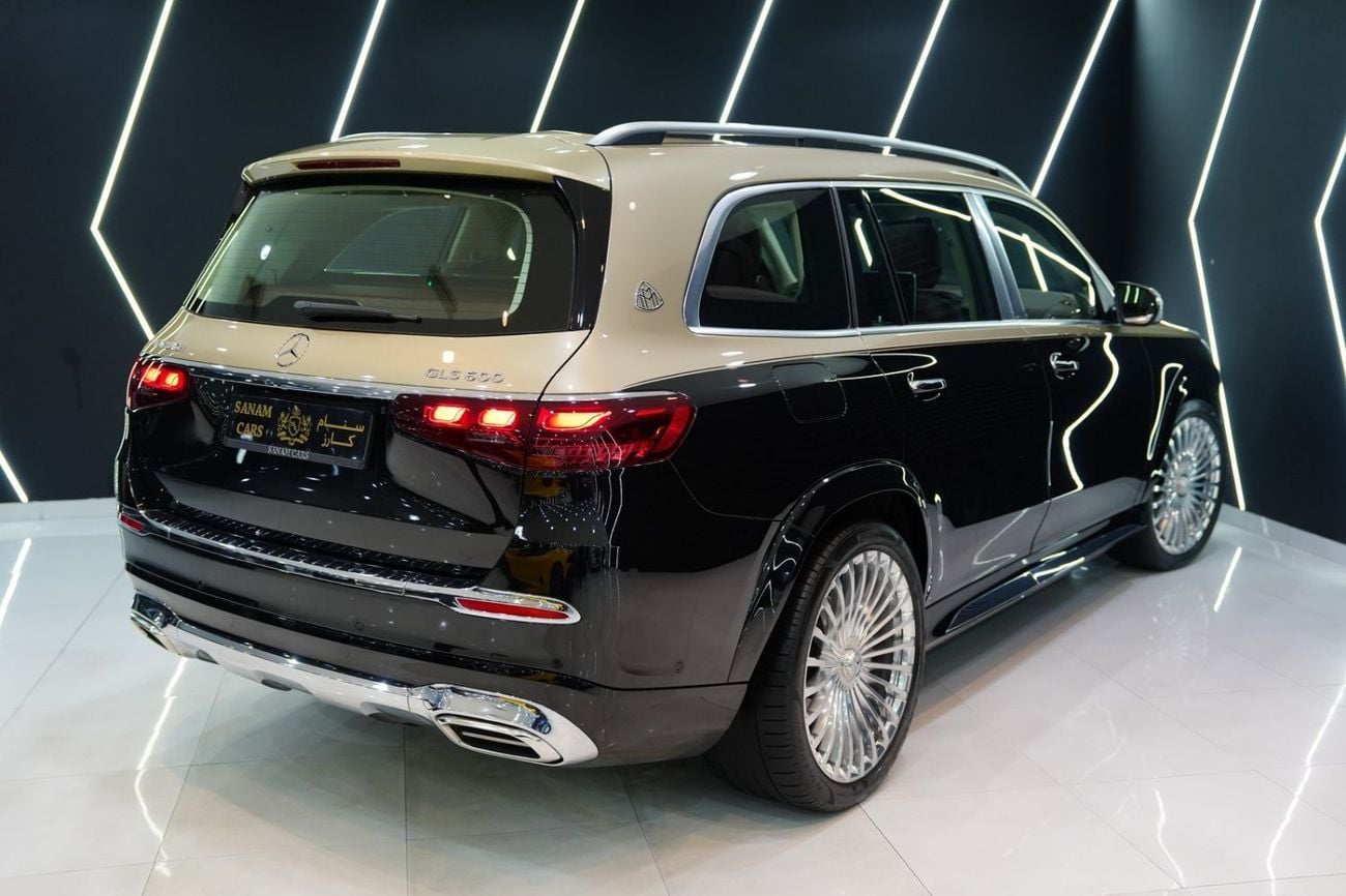 مرسيدس بنز 600 Maybach مرسيدس مايباخ GLS 600 موديل 2024، لونان، باقة المقاعد الخلفية الفاخرة، ضمان وخدمة جارجاش!!
