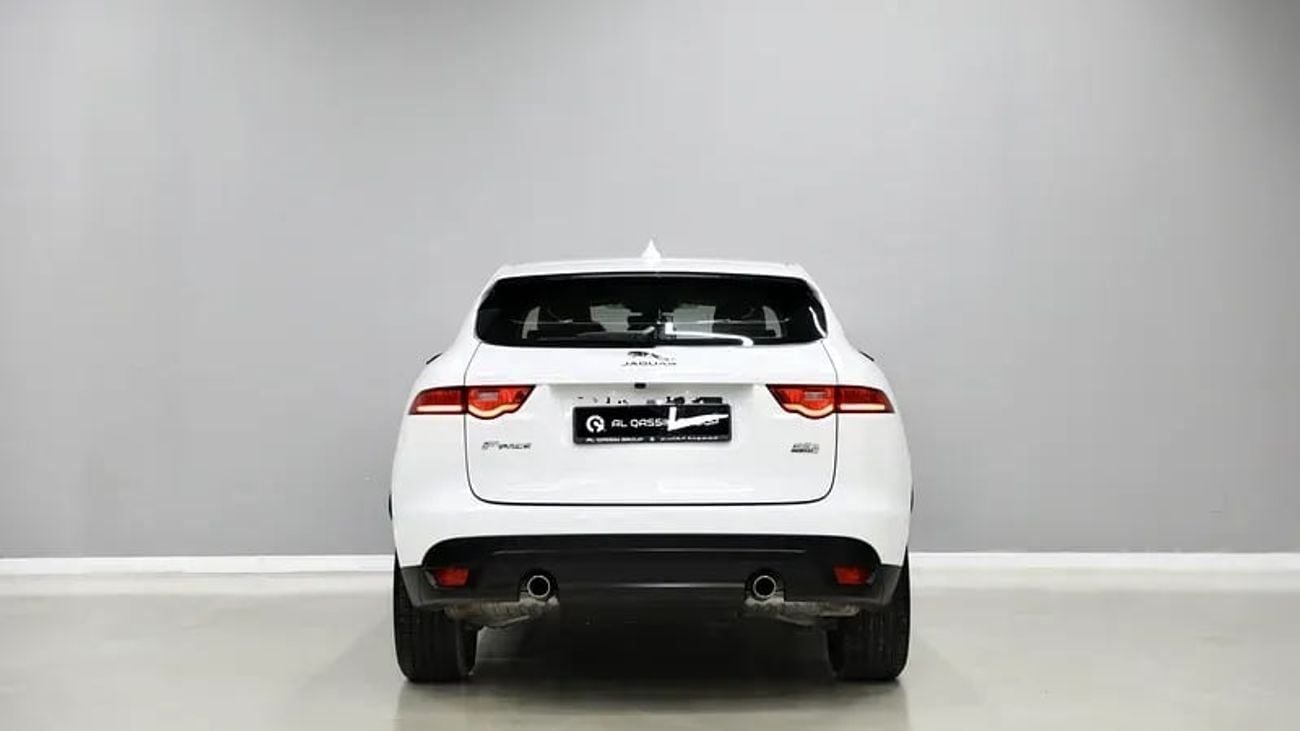 Jaguar F-PACE PRESTIGE GCC | 1,400 AED Monthy | Free Insurance + Registration | Warranty Till 2027 | Ref#A395886