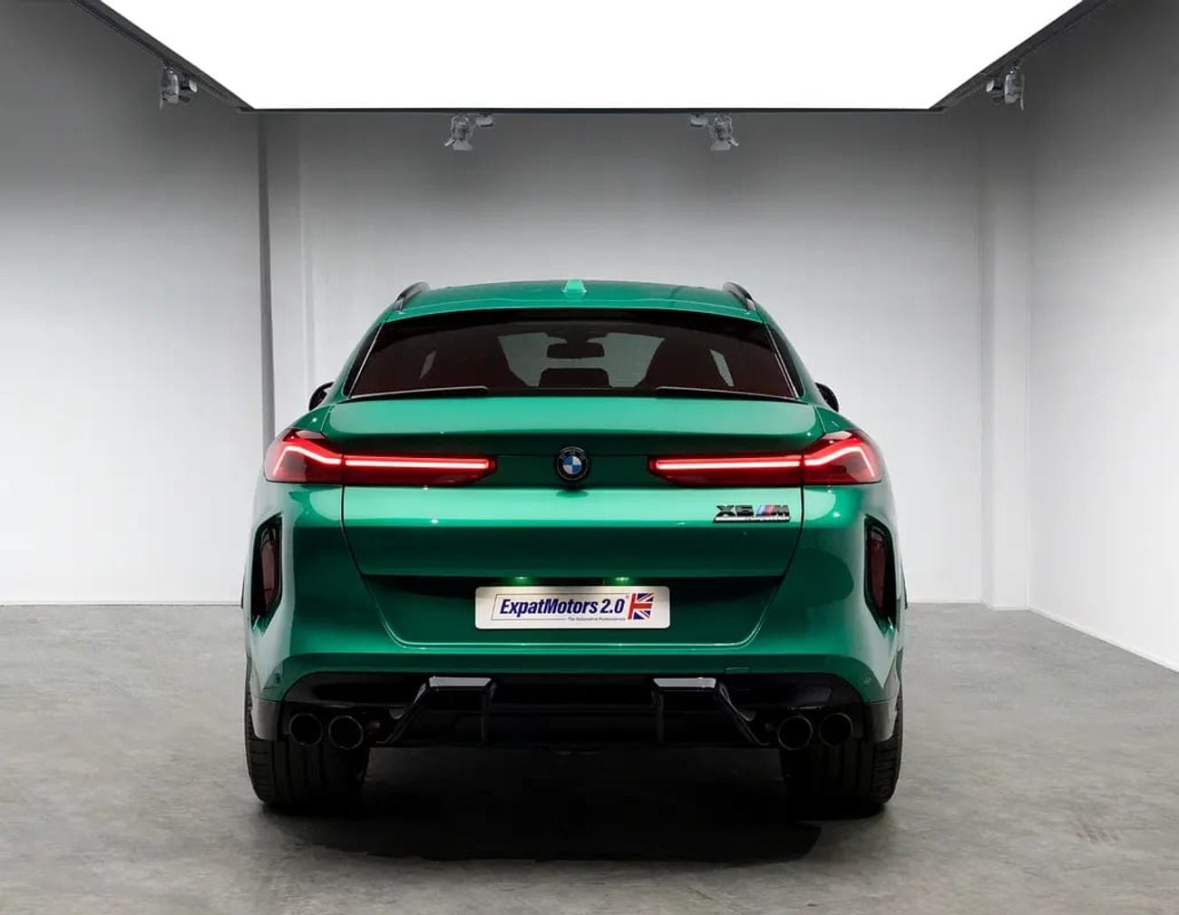 بي أم دبليو X6 M COMPETITION Delivery KM Like • Service Contract + Warranty until • GCC
