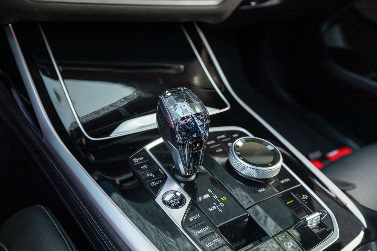 BMW X7 M50i M-Sport