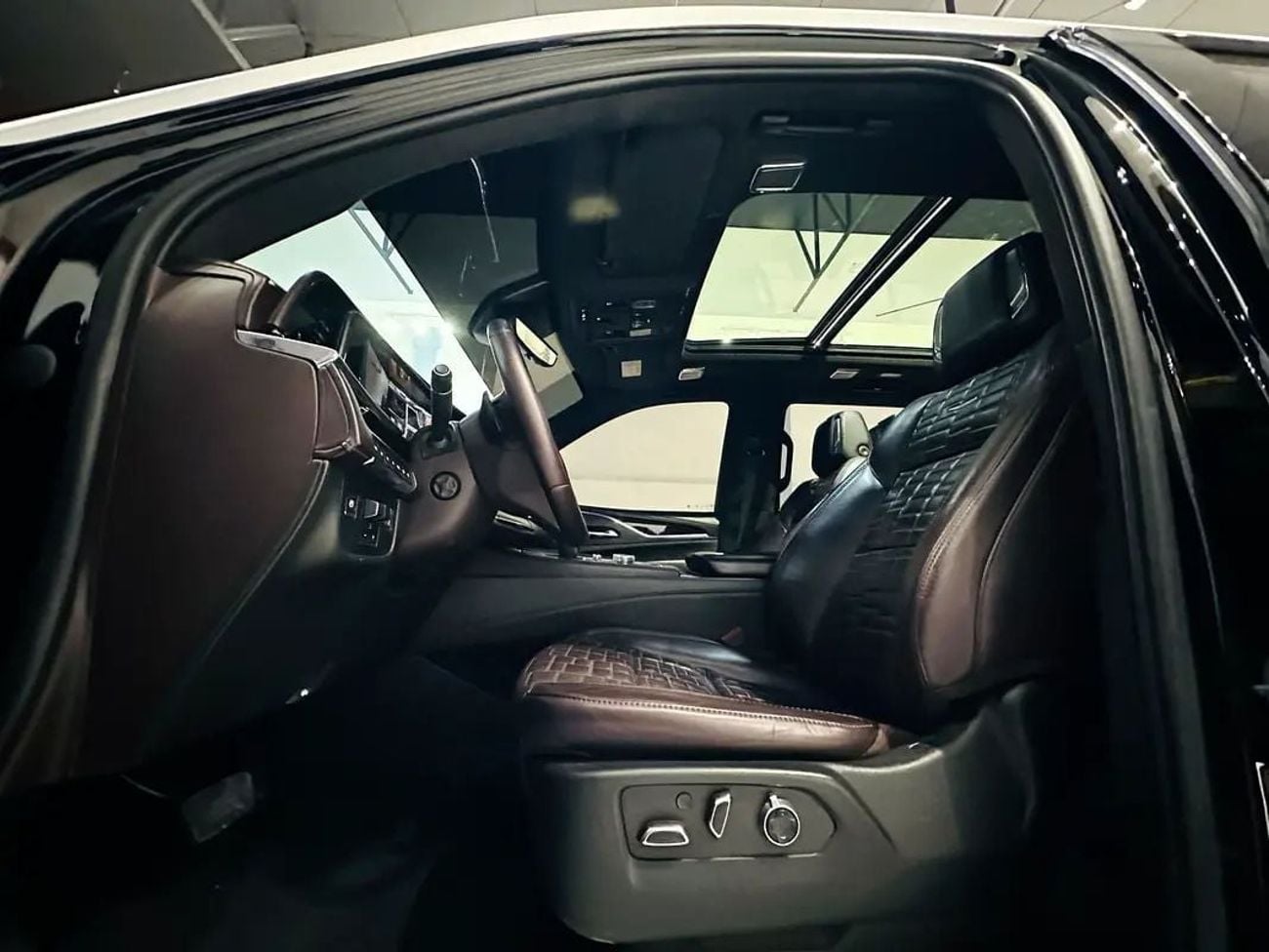 Cadillac Escalade PLATINUM