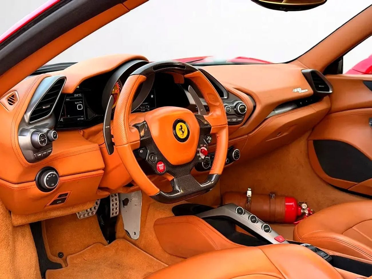 Ferrari 488 Spider SPIDER | 670 HP V8 | FULL AL TAYER SERVICE HISTORY | GCC