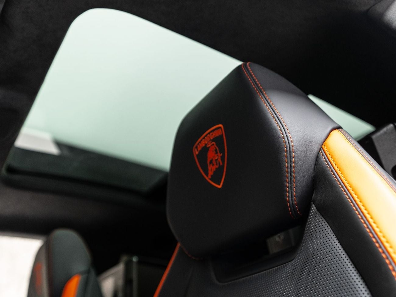 Lamborghini Urus SE BUY NOW, PAY 2027 | THE BLACKLINE STANDARD | 2025 Lamborghini Urus SE, 2030 Lamborghini Warranty