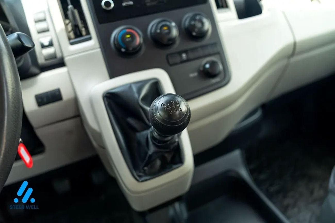 Toyota Hiace GL 2022 | H300 3.5L Petrol Manual 13-Seater Passenger Van | GCC Specs