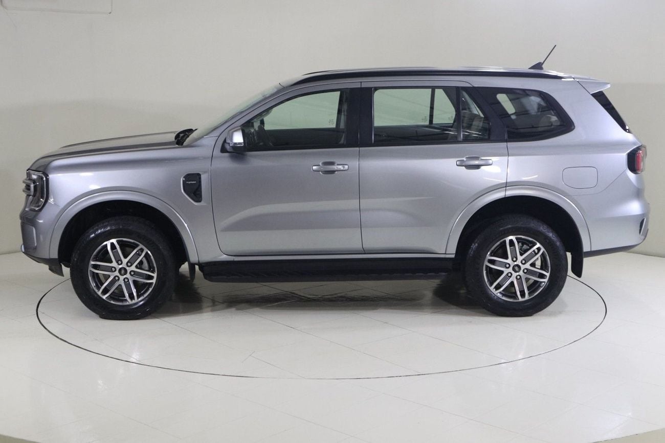 Ford Everest XLS EVR225 /AL TAYER MOTORS / AL QOUZ SHOWROOM
