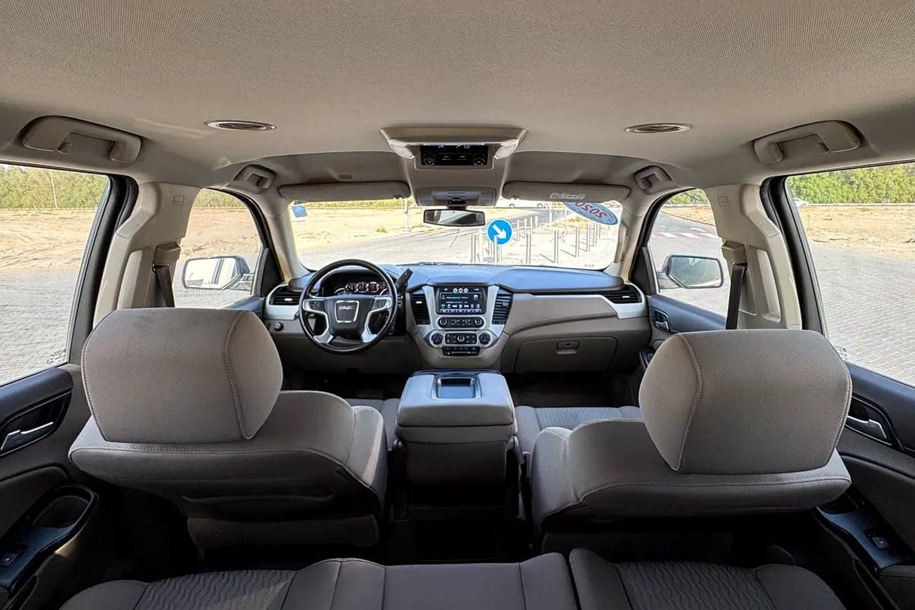 جي أم سي يوكون SLE XL | SLE 5.3L | Model, GCC | Excellent Condition | Monthly Installment 1,142