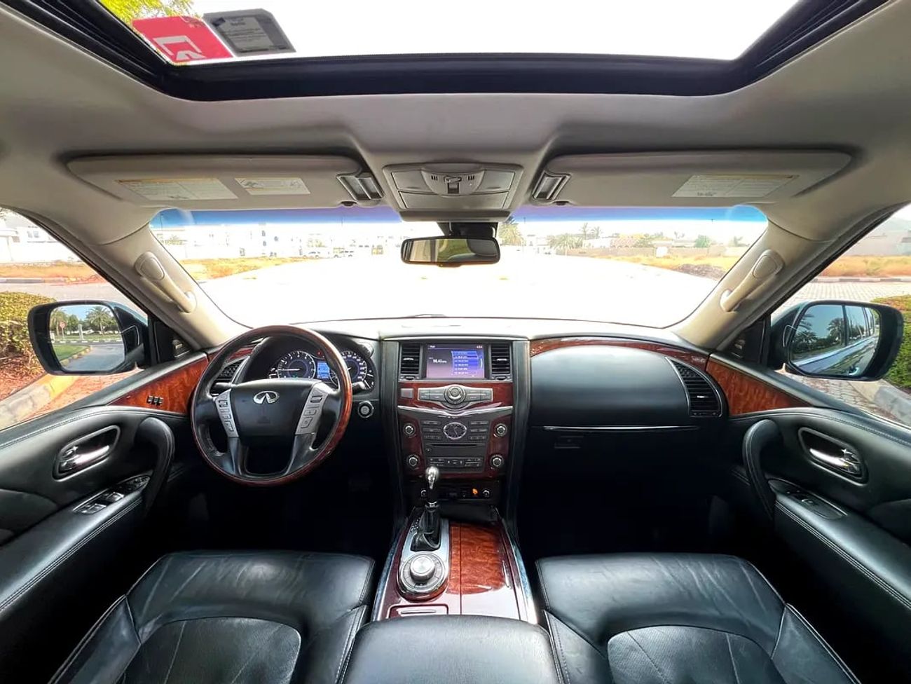 إنفينيتي QX80 Standard | GCC Specs | Well Maintained