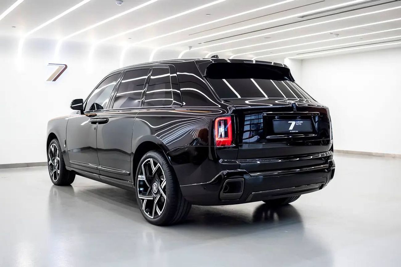 Rolls Royce Cullinan BLACK BADGE VIP SEATS | With Warranty and Service Contract