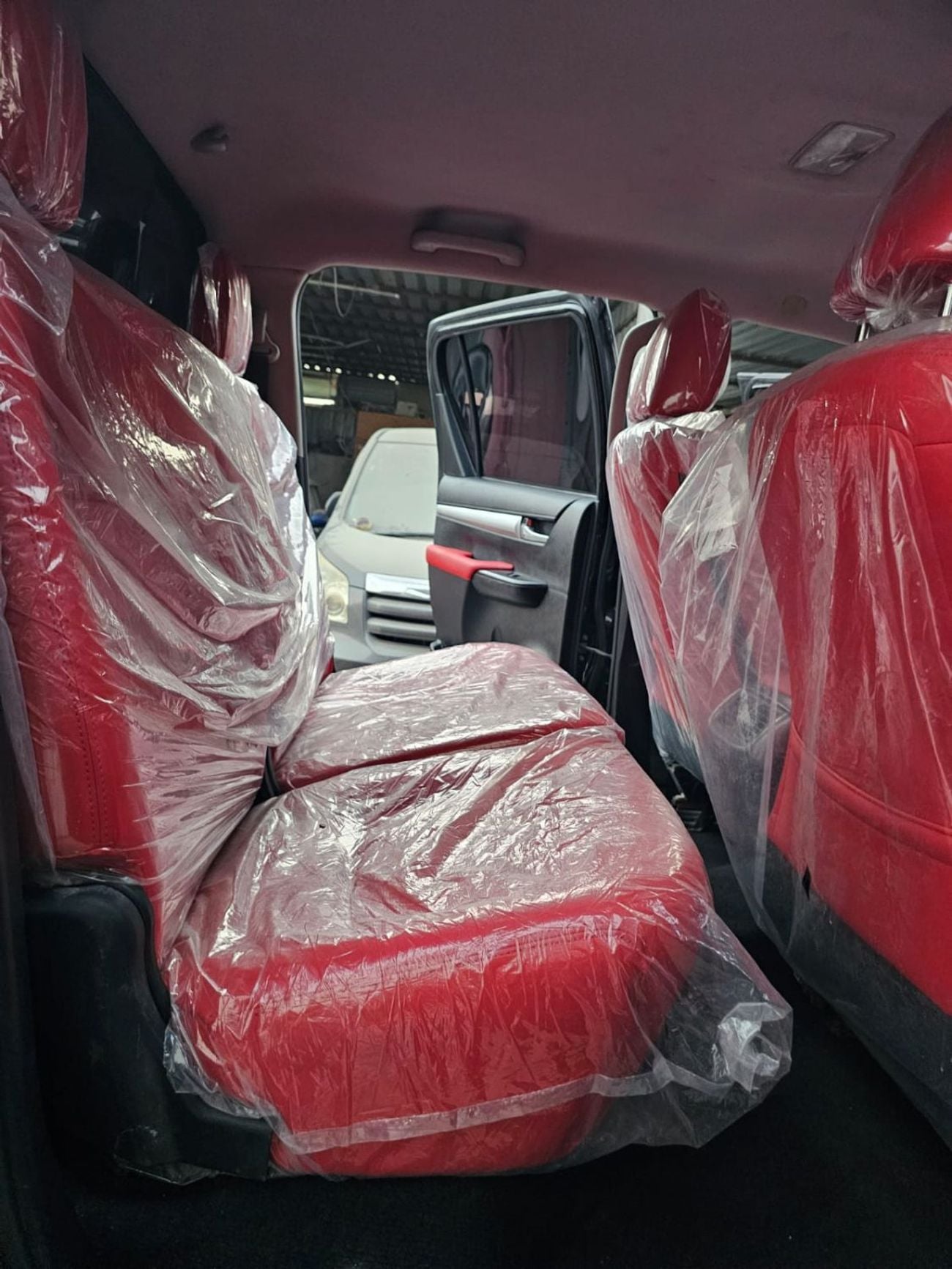Toyota Hilux 2016model upgrade 2024Model adventure 2.7L petrol Engine Colour Black Transmission Automatic Interio