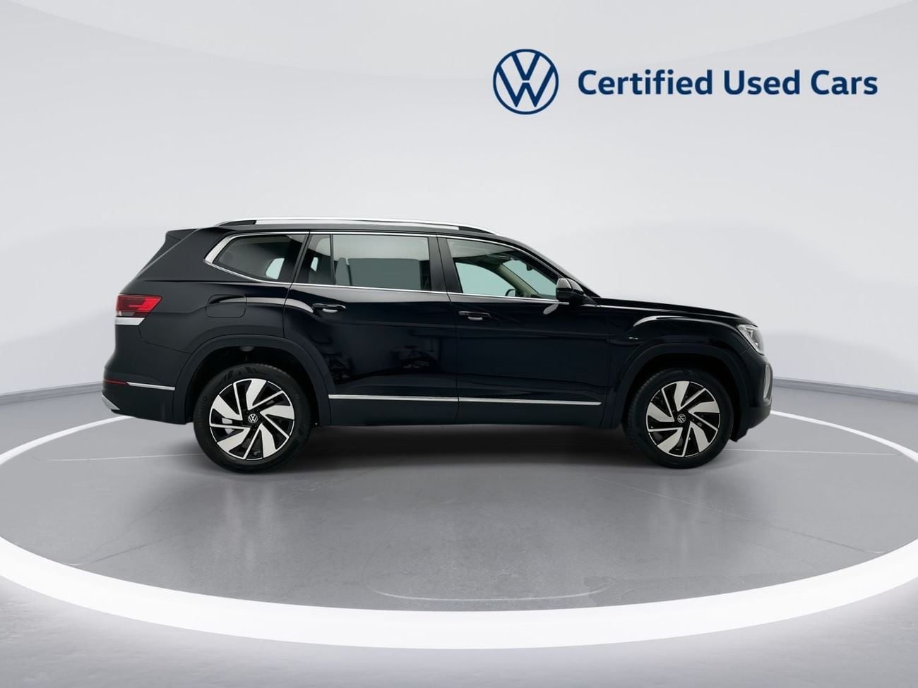 Volkswagen Teramont COMFORTLINE Teramont Comfortline 2L (Facelift 2) | 7-Seater | Panoramic Sunroof | Leather | Adaptive Cruise