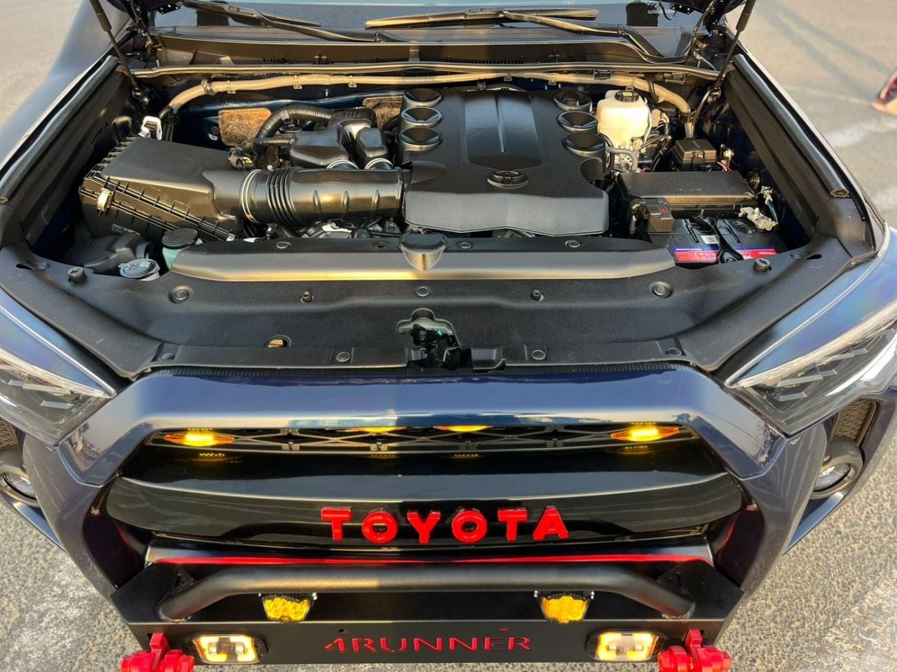 Toyota 4Runner TRD Off-Road 2024 Model 4x4 , Sunroof and Original leather seats