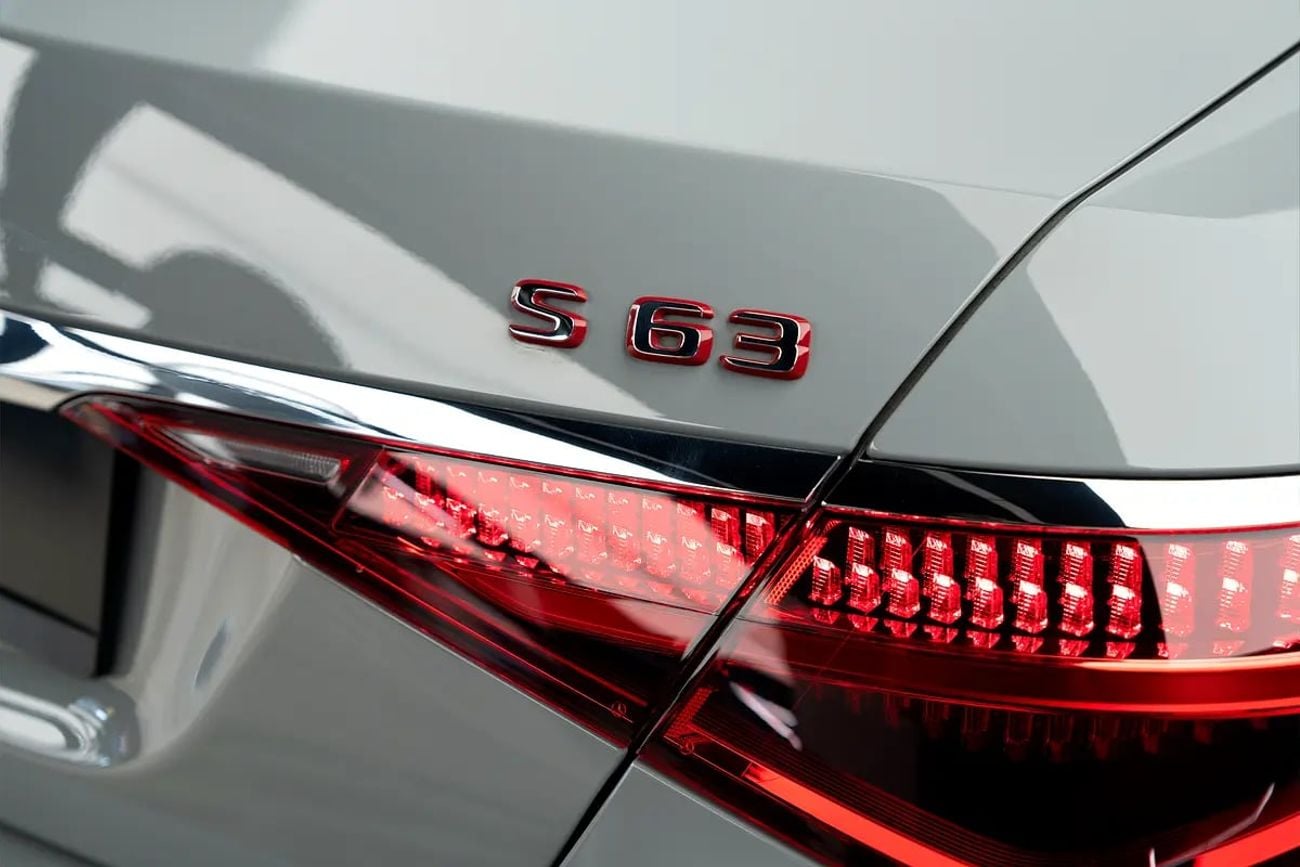 مرسيدس بنز S 63 AMG E PERFORMANCE