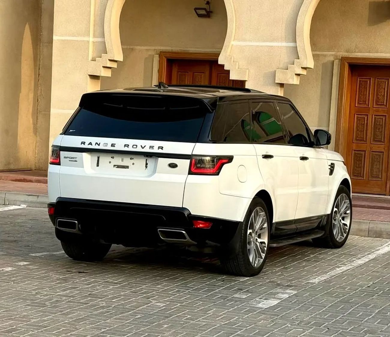 Land Rover Range Rover Sport SE رنج روفر سبورت صبغ وكالة خليجي بحالة ممتازة