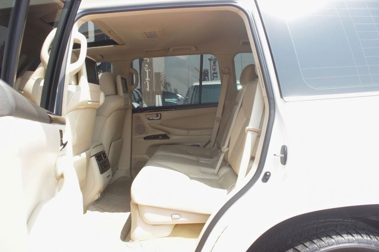 Lexus LX570 PLATINUM GCC