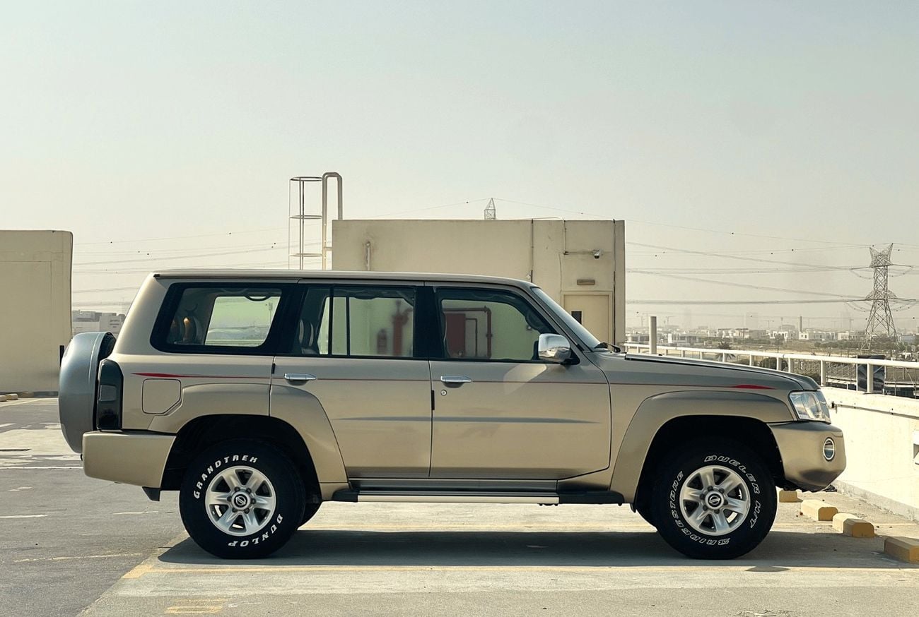 Nissan Patrol HT SAFARI