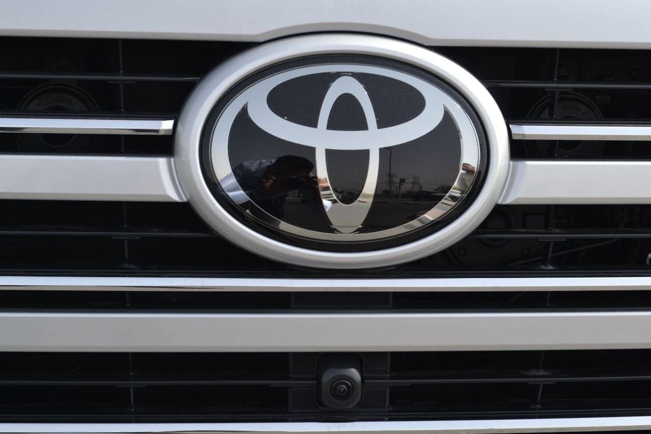 Toyota Land Cruiser VXR