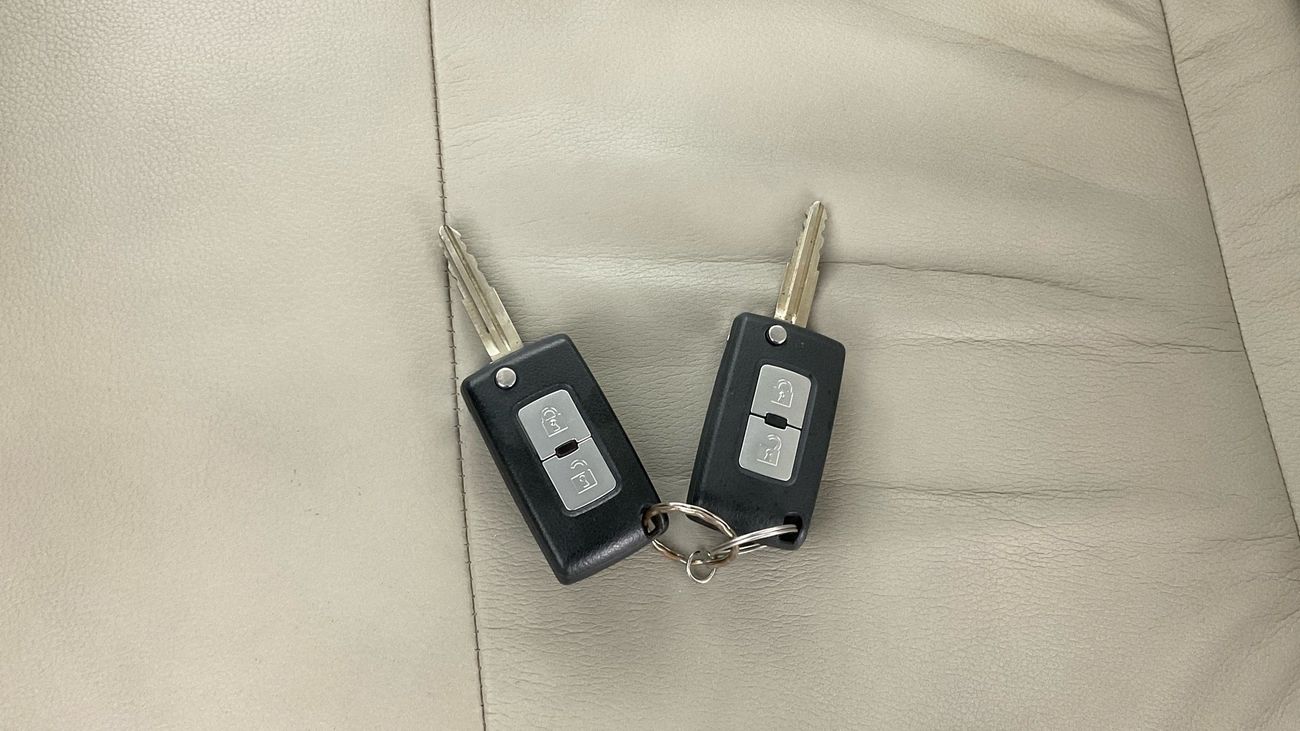 Mitsubishi Pajero GLS HIGHLINE | Guaranteed Warranty | 0 Down Payment
