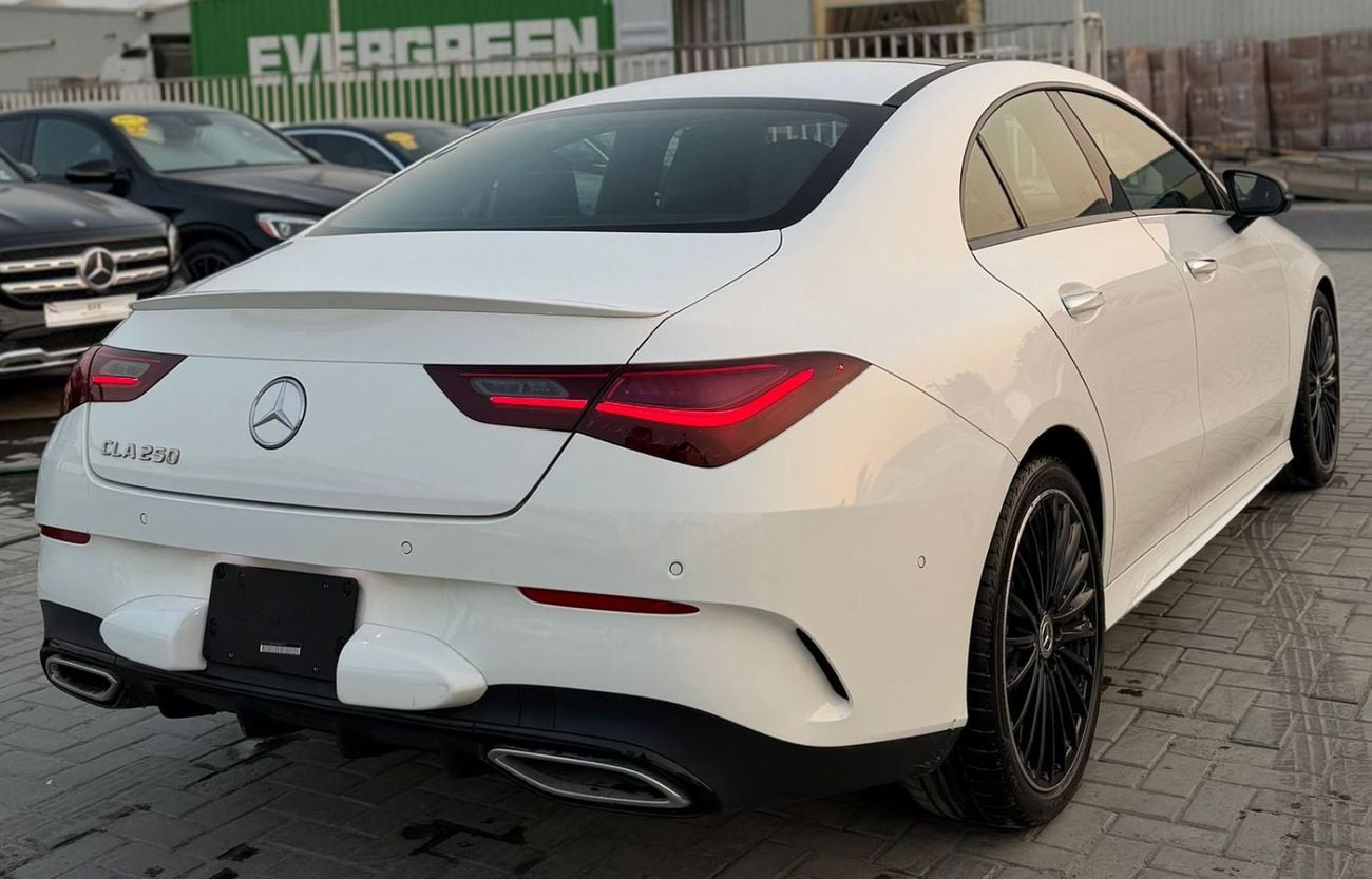 مرسيدس بنز CLA 250 PREMIUM