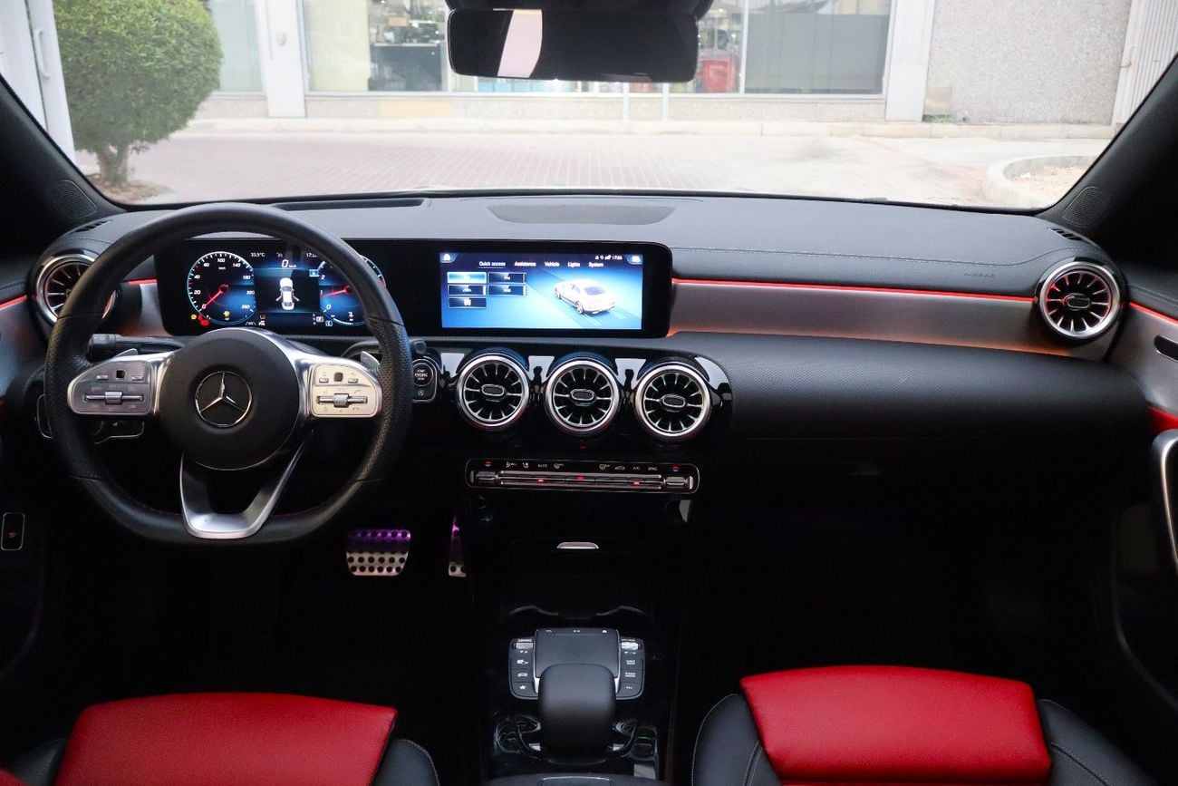 Mercedes Benz CLA250 AMG