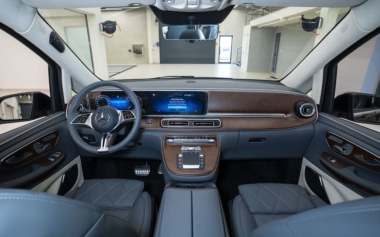 Mercedes Benz V300 V Mercedes-Benz V-Class 2024 Imported