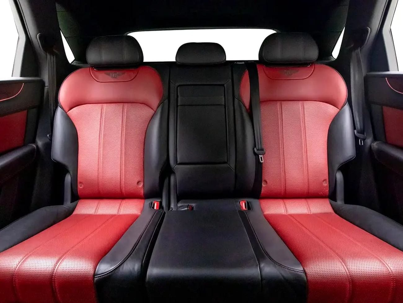 Bentley Bentayga Standard GCC Specs