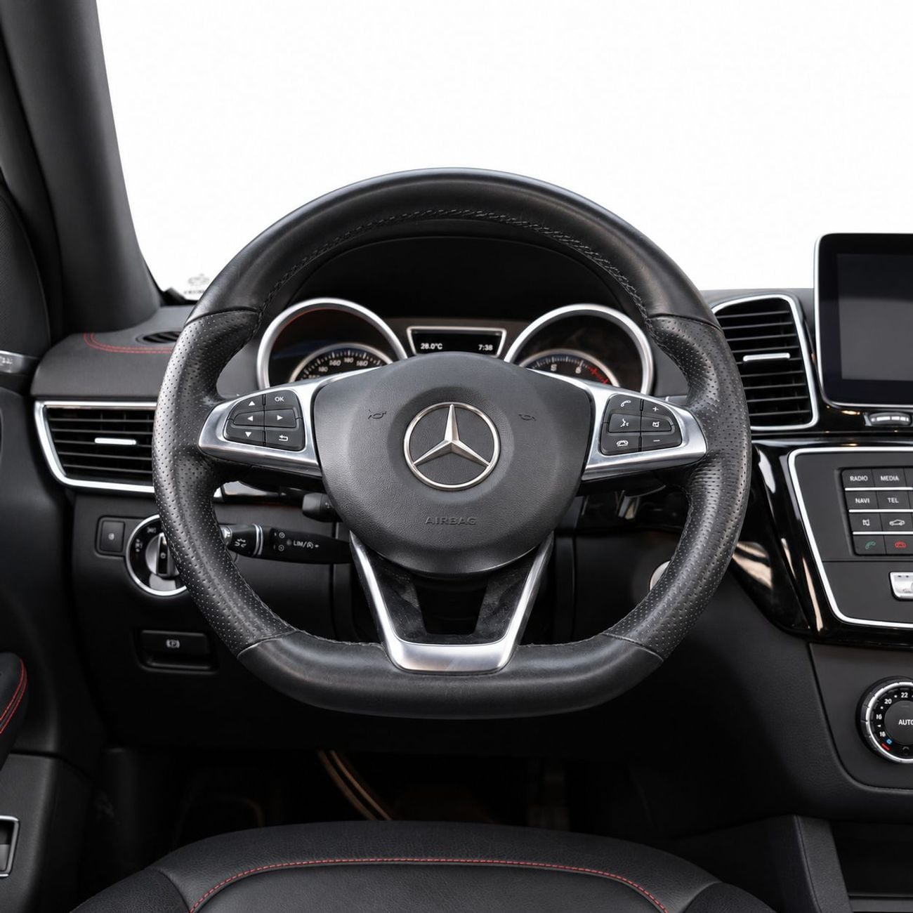 مرسيدس بنز GLE 43 AMG 3,329 درهم إماراتي شهرياً • بدون دفعة أولى • مرسيدس بنز GLE43 AMG • ضمان لمدة عام