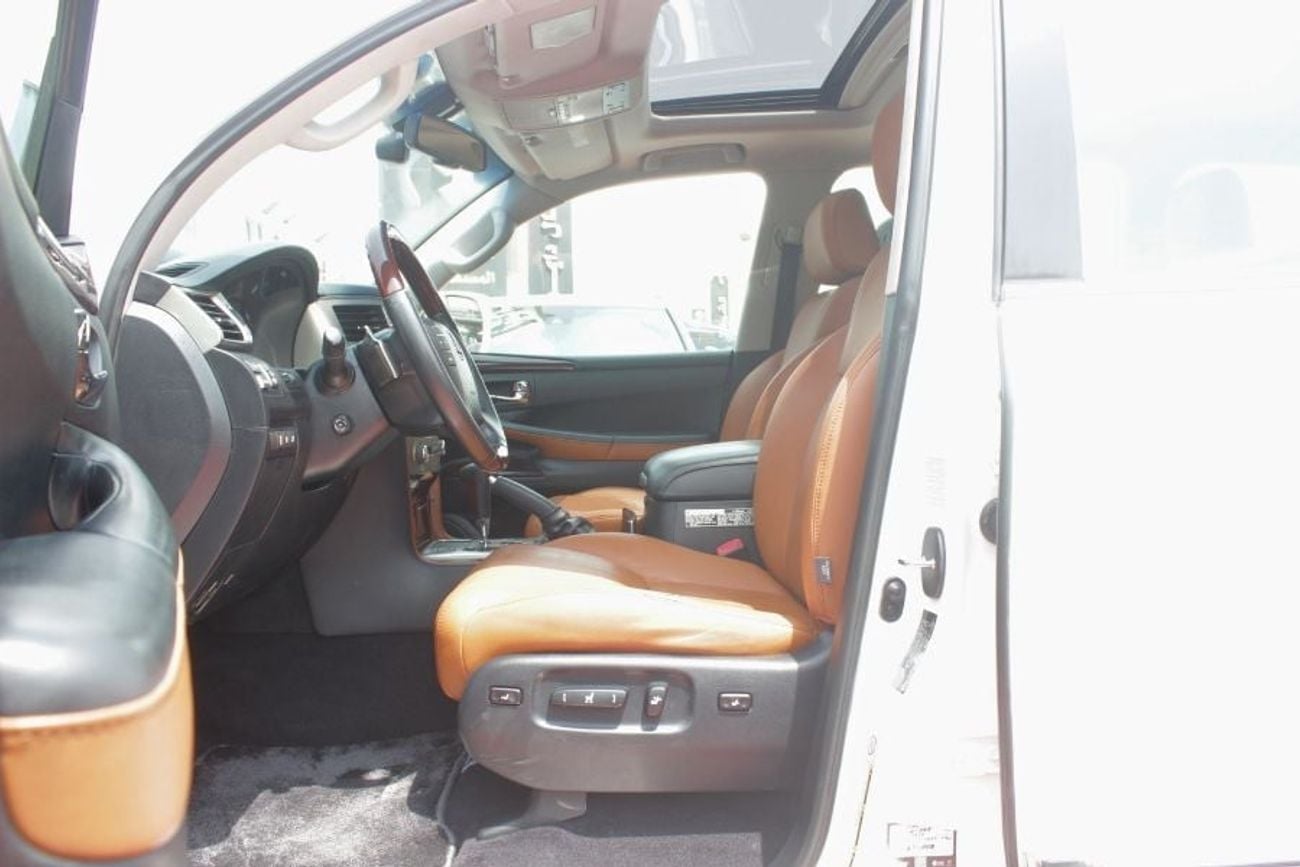 لكزس LX 570 PLATINUM