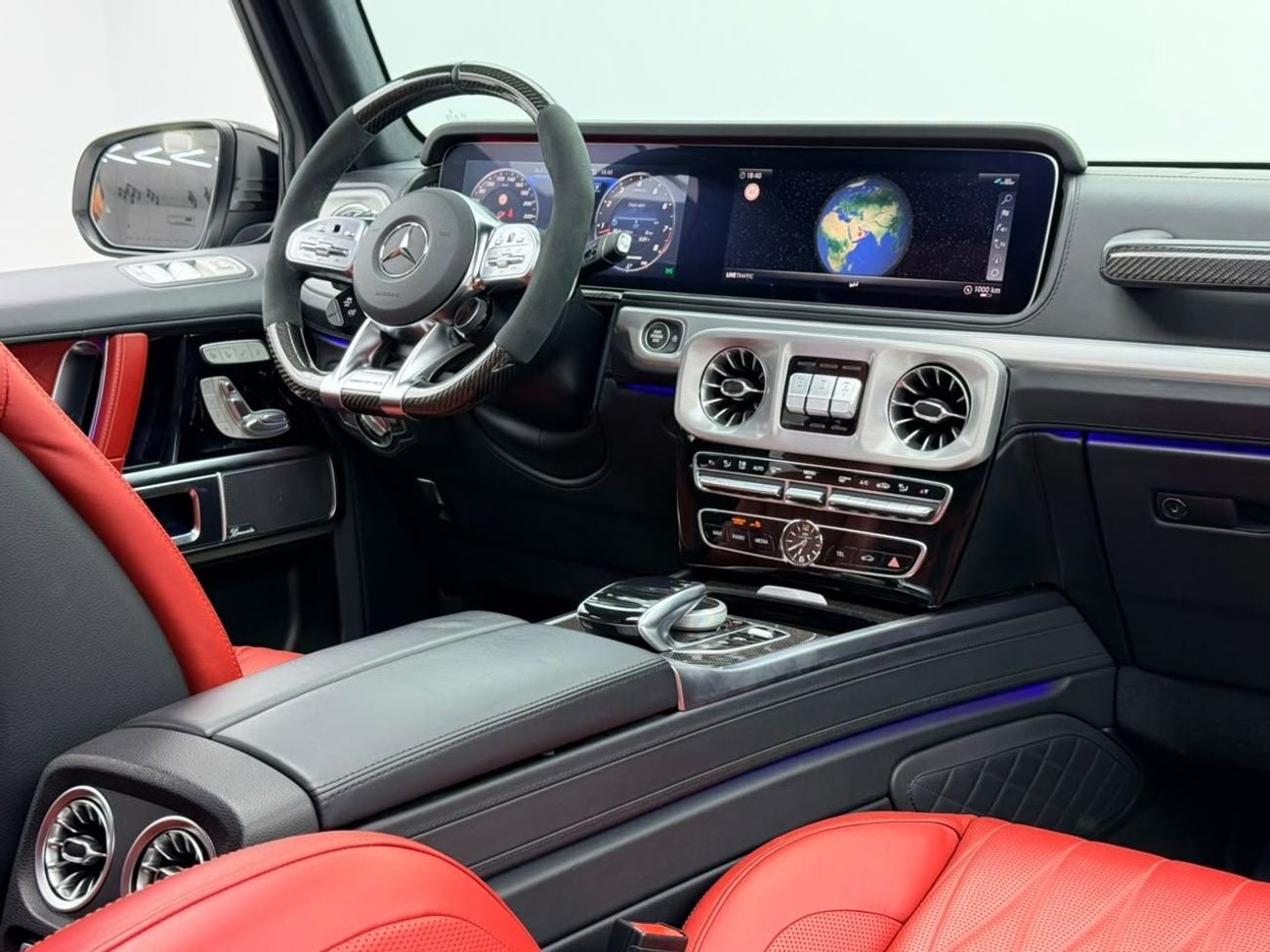 مرسيدس بنز G 63 AMG STANDARD مرسيدس بنز G63 AMG موديل 2022، باقة نايت، ضمان، سجل صيانة كامل، مقصورة داخلية من ألياف الكربون، دول