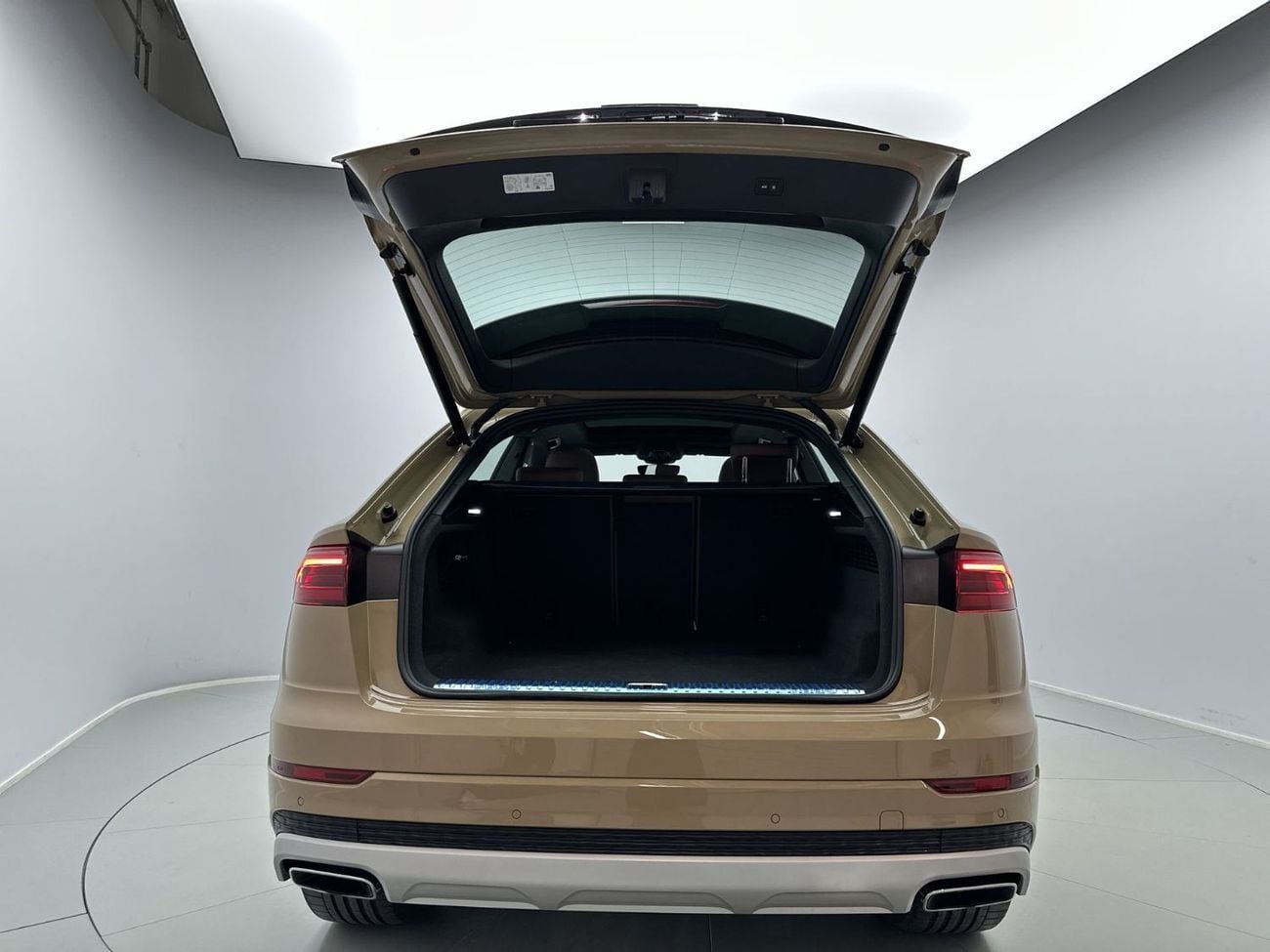 أودي Q7 55 TFSI PROGRESS PLUS 55 TFSI quat 340hp (Ref# 20384)