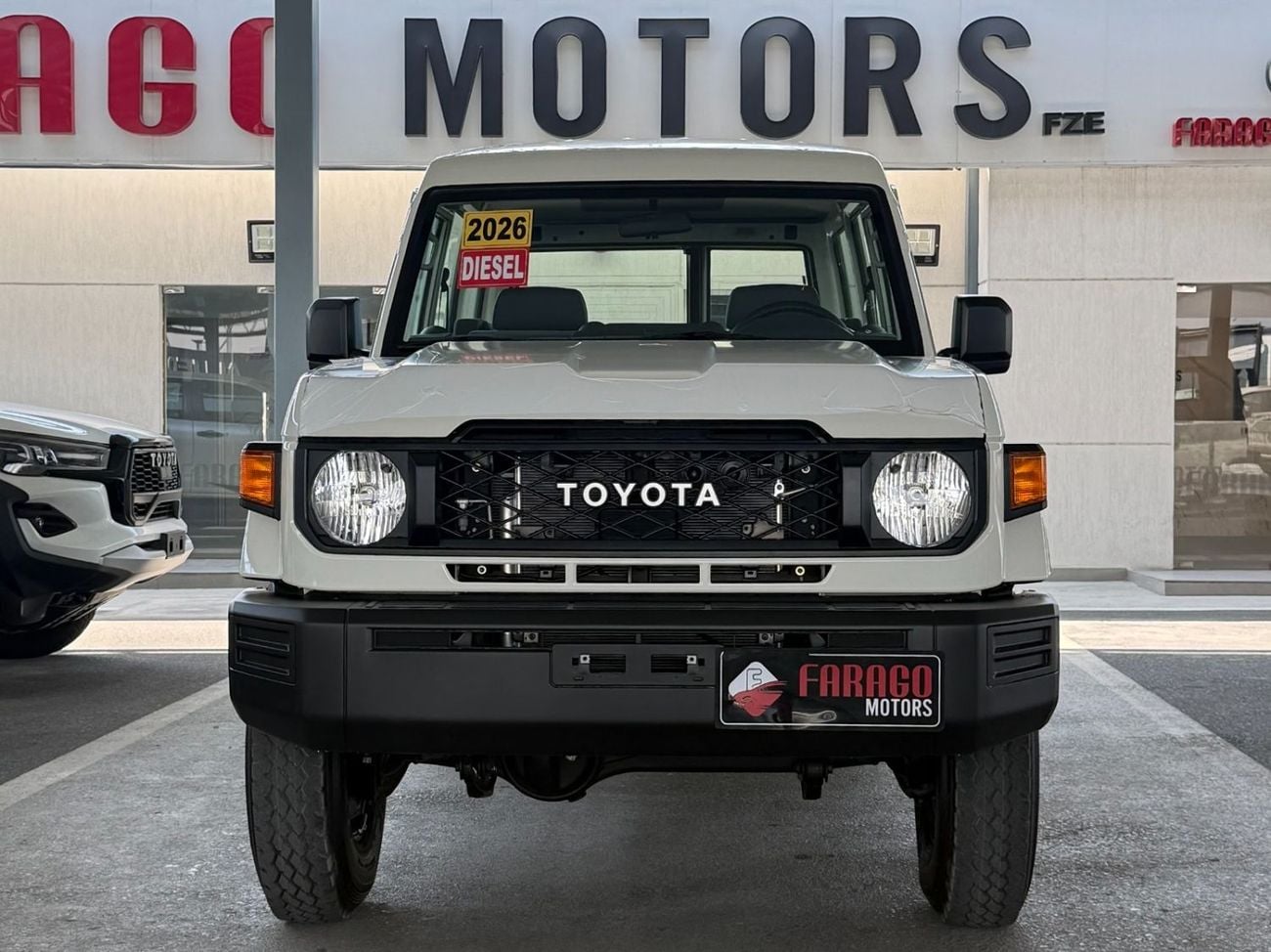 تويوتا لاند كروزر 70 LC 78 HARDTOP 2.8L AT **EXPORT ONLY**التصدير فقط خارج الخليج***