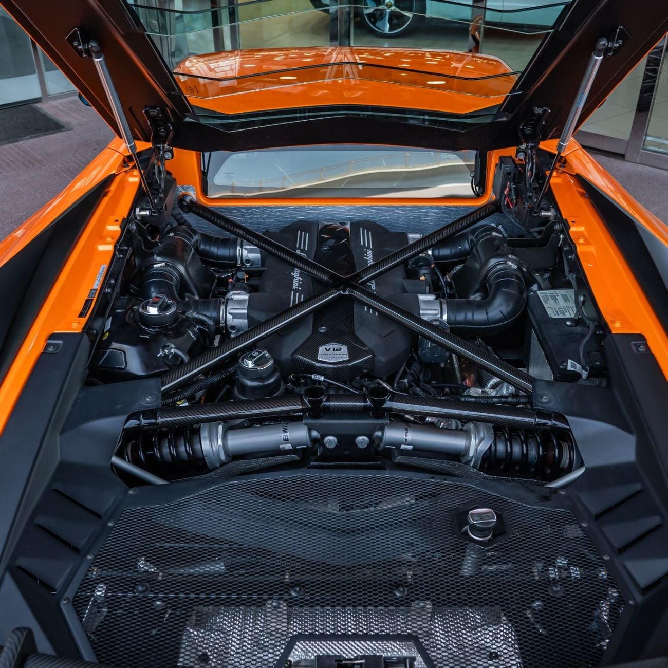 لامبورغيني أفينتادور LP 750