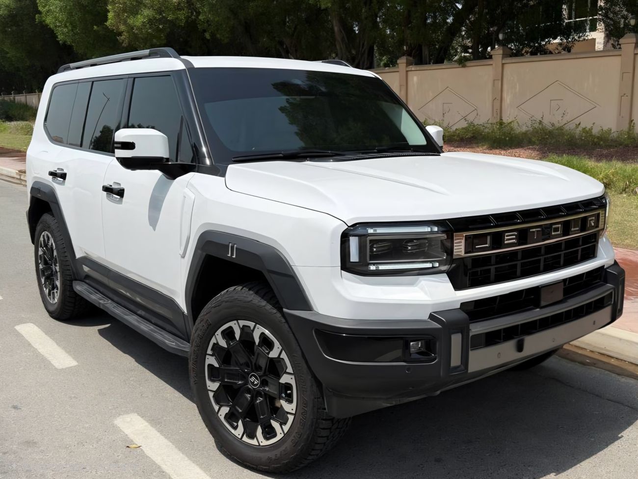 جيتور G700 LUXURY White Ivory