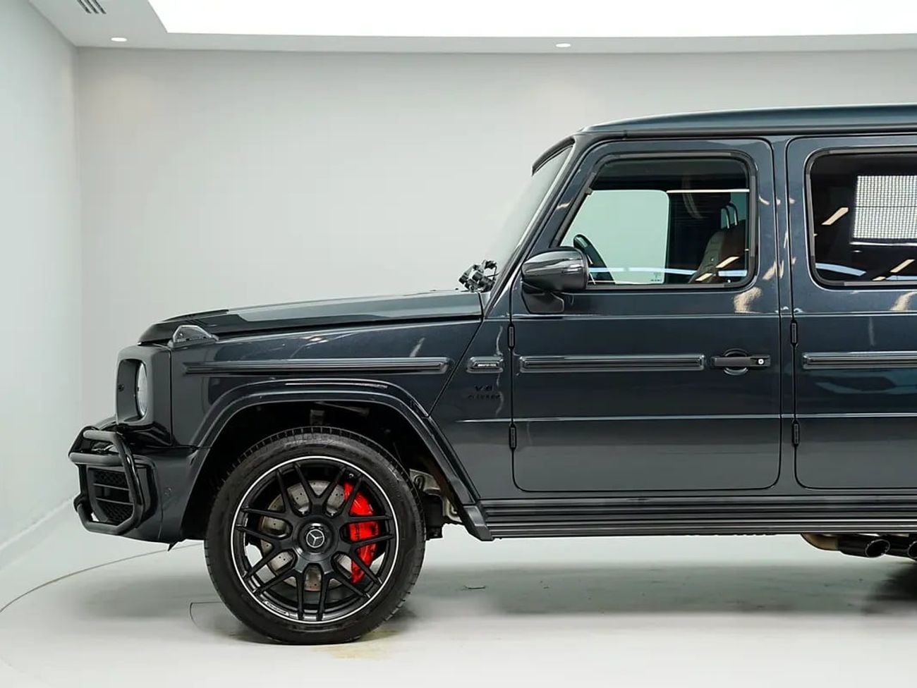 Mercedes Benz G63 AMG STANDARD WARRANTY | Double Night | Carbon Package | FULL OPTION G63 MAGNETIDE BLACK