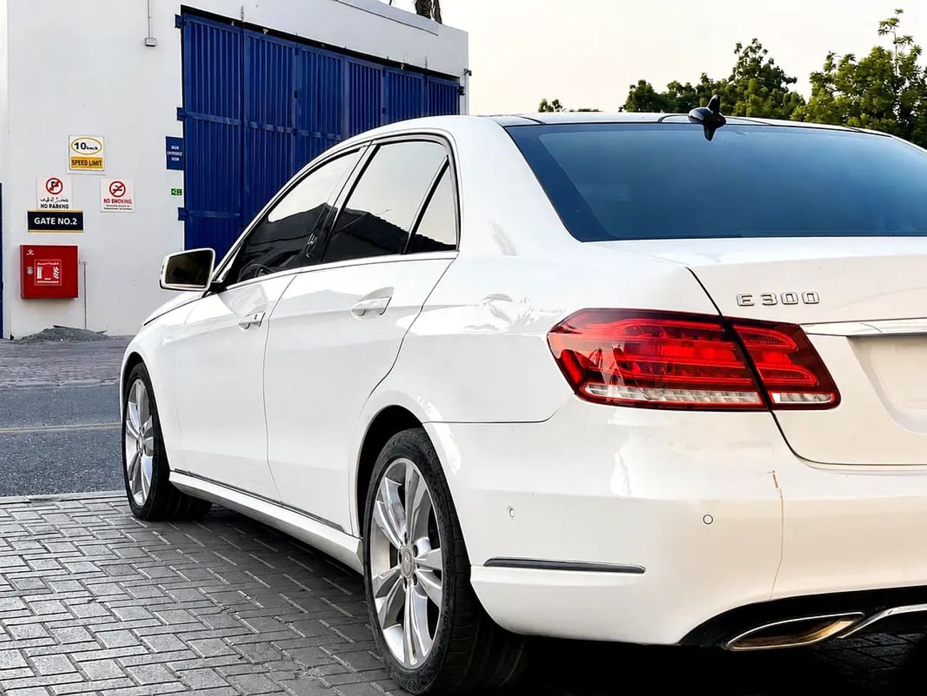 مرسيدس بنز E300 E300 | AVANTGRADE | LOW MILEAGE | FREE ACCIDENT | WELL MAINTAINED