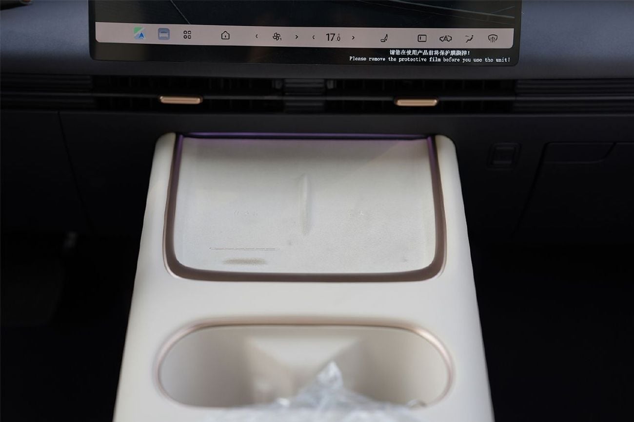 Nissan N6 180 MAX